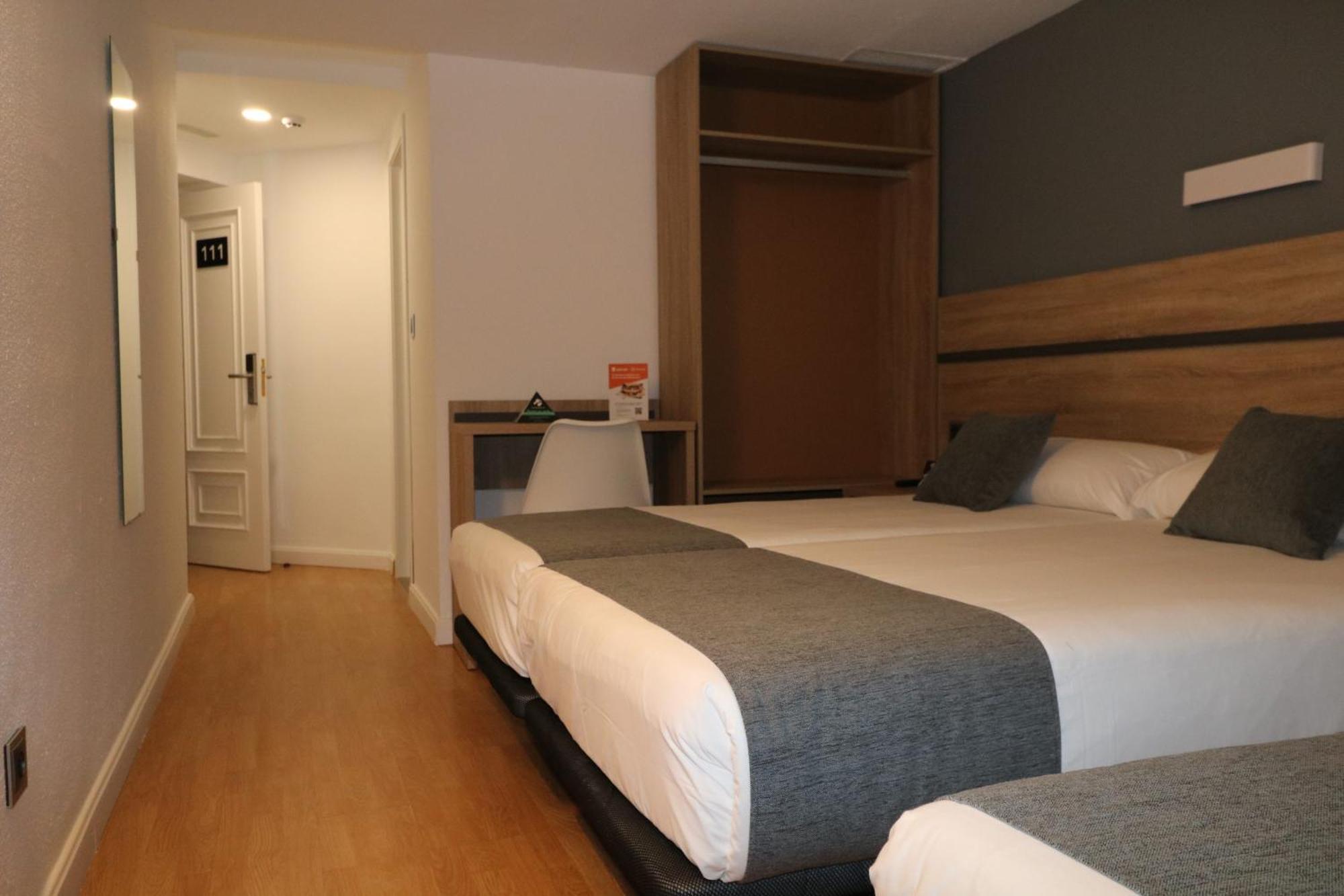 Hostal Alda Palencia Plaza 外观 照片