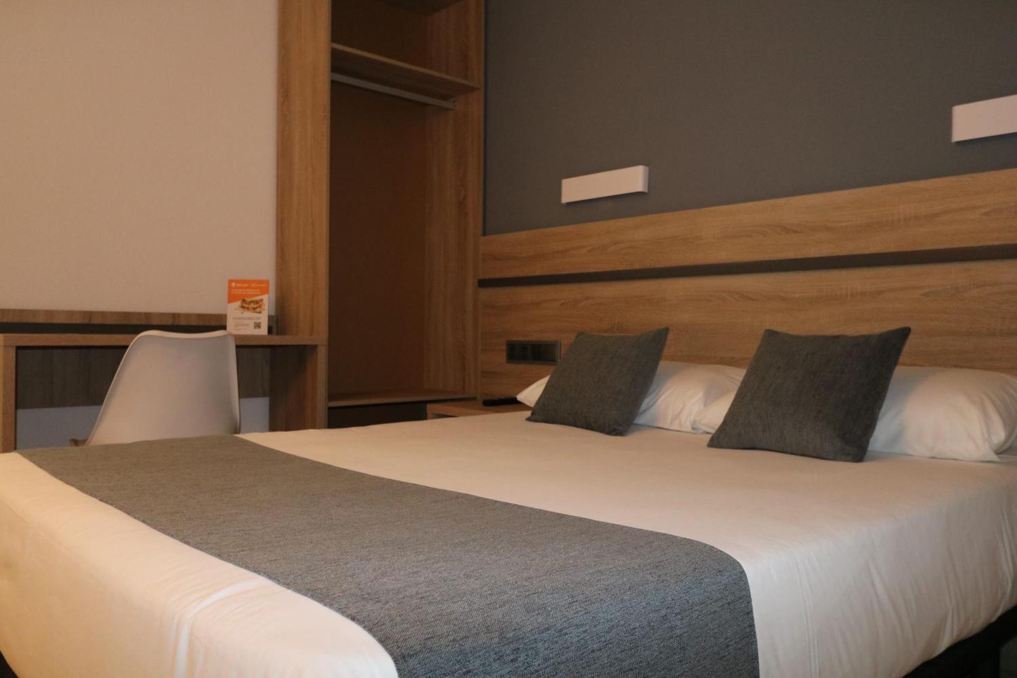 Hostal Alda Palencia Plaza 外观 照片